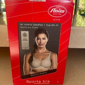 NIB Anita AIr Controlled Deltapad Bra white Sport Bra Size 36 F